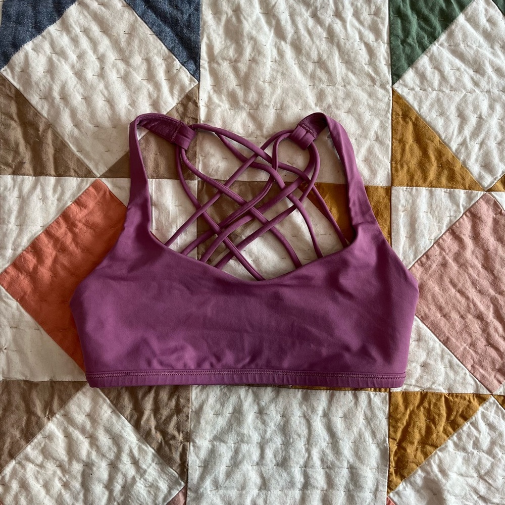 Lululemon Free To Be Bra